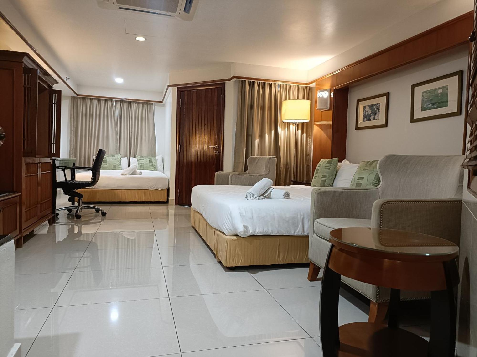 Pd Full Seaview Deluxe Aparthotel Port Dickson Exterior photo