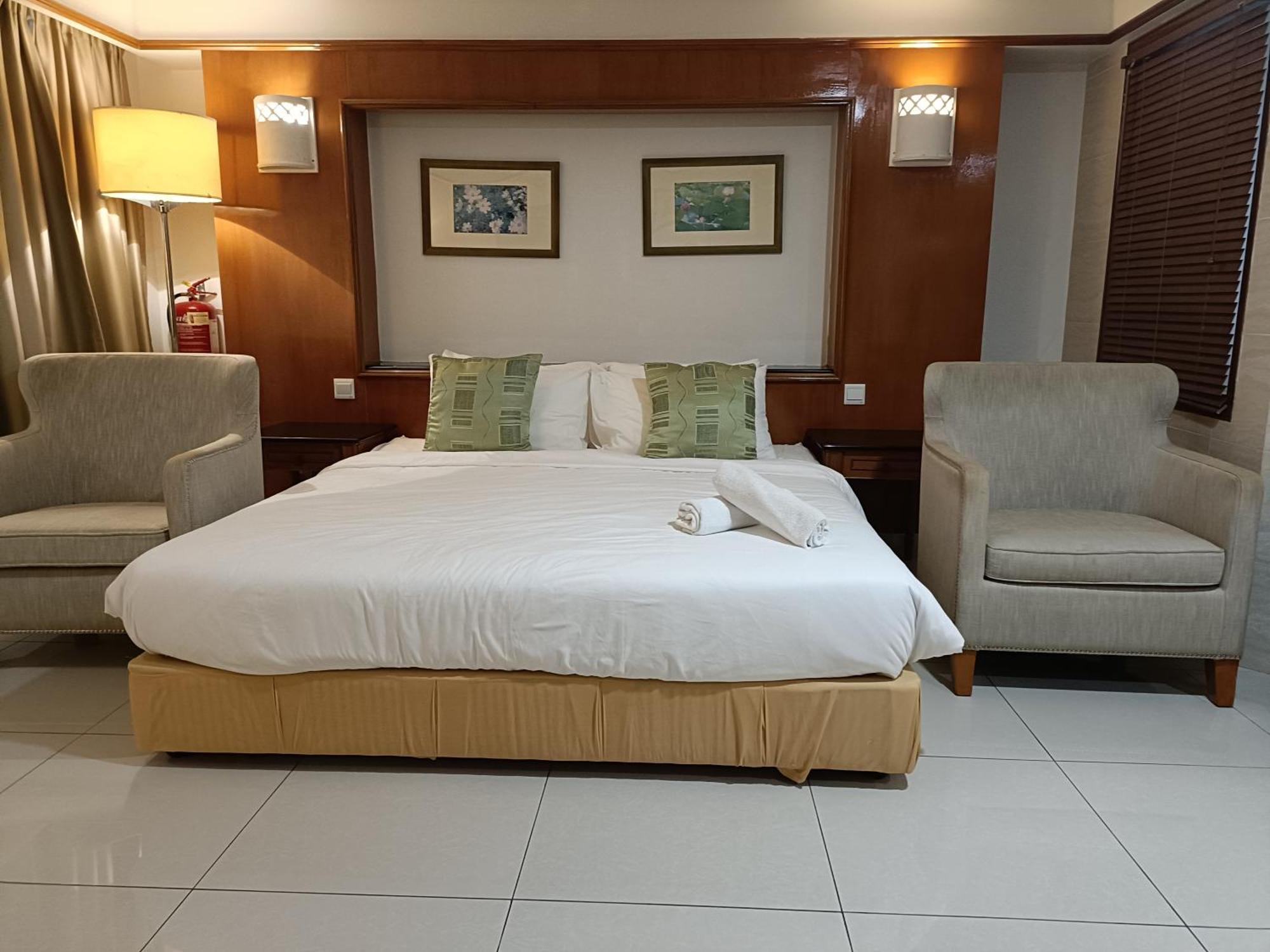 Pd Full Seaview Deluxe Aparthotel Port Dickson Exterior photo